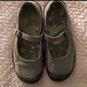Keen walking shoes Mary Jane good condition